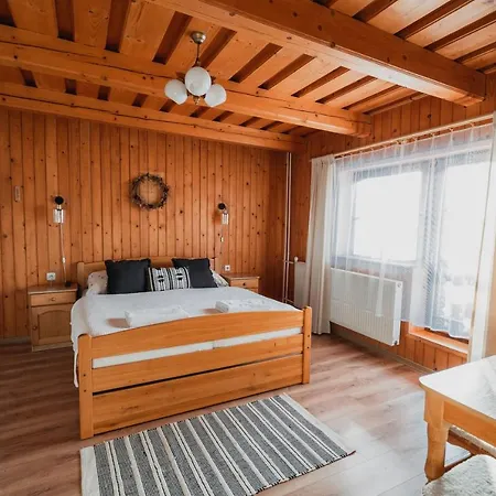 Drevenica Family Apartament